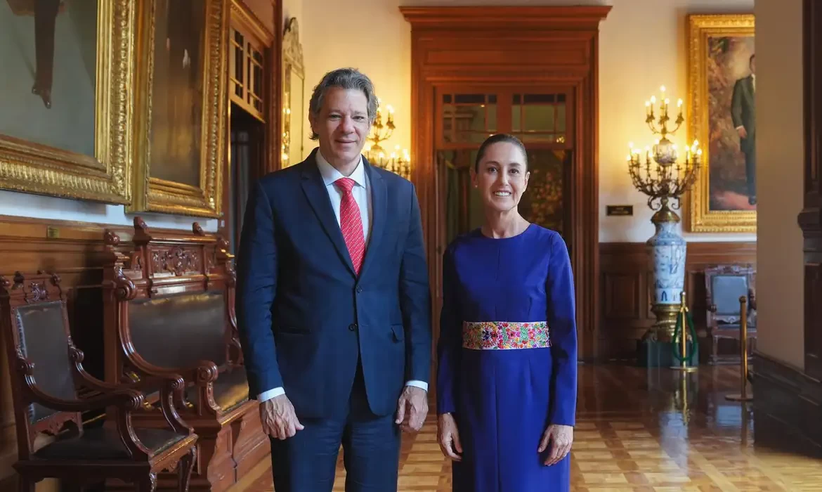 Haddad conversa com presidenta do México sobre relações econômicas