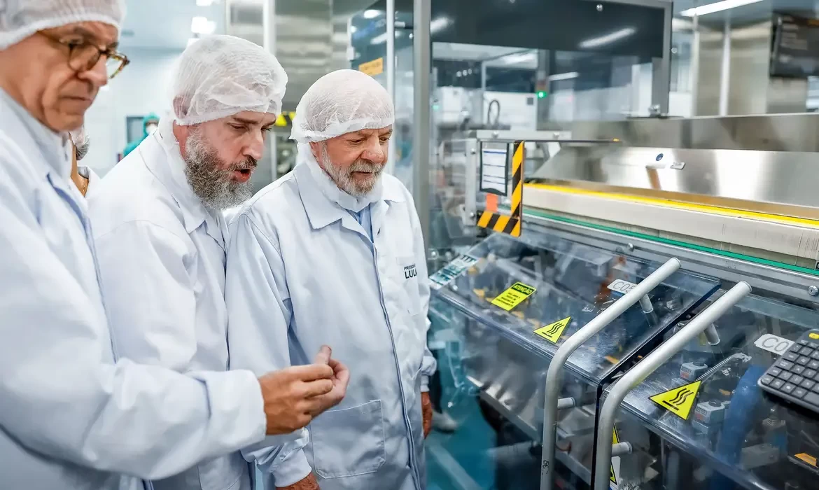Lula diz que Estado deve garantir acesso a medicamentos