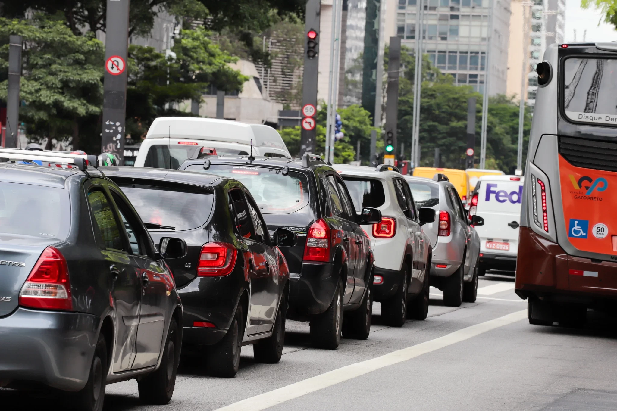 Licenciamento é obrigatório para placas de final 5 e 6 em setembro em SP; veja calendário