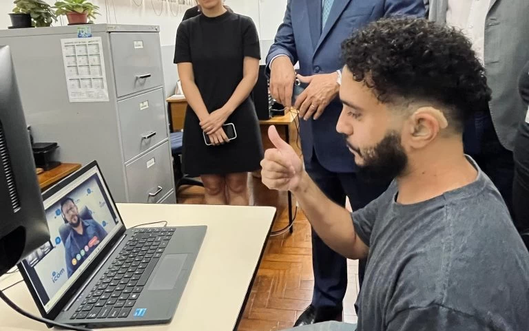 SP celebra Dia Nacional da Libras com inscrições abertas para curso on-line gratuito