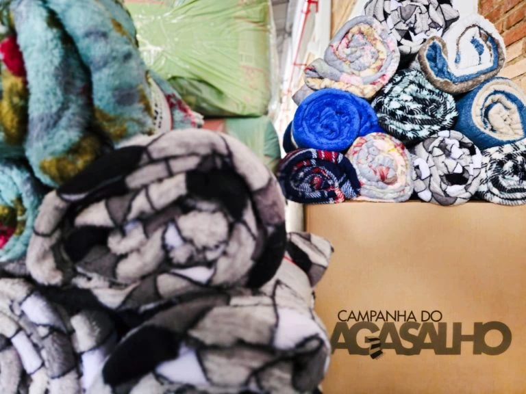 Pix ou roupas em bom estado: veja como ajudar na Campanha do Agasalho 2026
