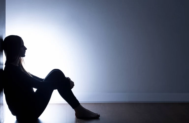 Estudo identifica quase 700 variações genéticas relacionadas à depressão