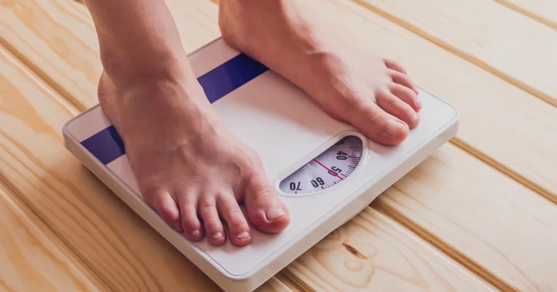 Veja como a combinação de gordura abdominal e falta de vitamina D pode aumentar risco de morte após os 50 anos