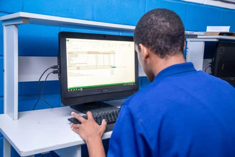 Cerca de 120 jovens da Fundação CASA buscam capacitação por meio dos vestibulares da Etec e Fatec no segundo semestre