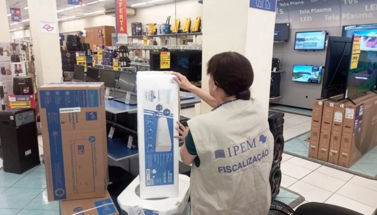 Ipem-SP orienta sobre uso de ventiladores e ar-condicionado para economia de energia elétrica