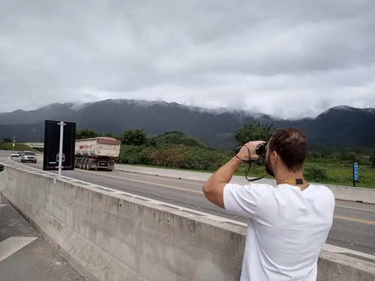 Megaoperação da Cetesb fiscaliza mais de 34 mil veículos a diesel em SP