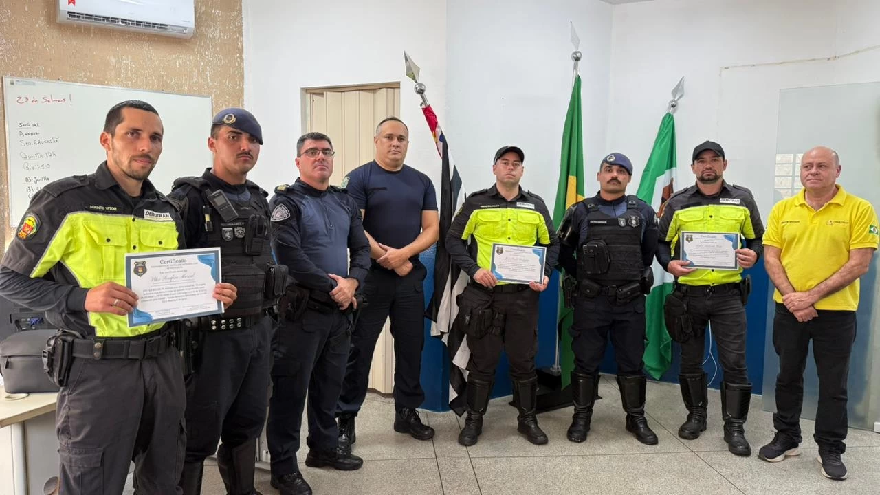 Curso de Pilotagem Defensiva recebe nova turma de agentes do Demutran de Iperó