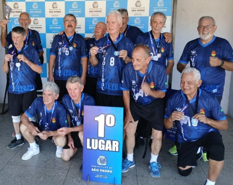 Equipes 58+ e 68+ de Iperó sagram-se campeãs em suas categorias na Copa São Pedro de Voleibol Adaptado