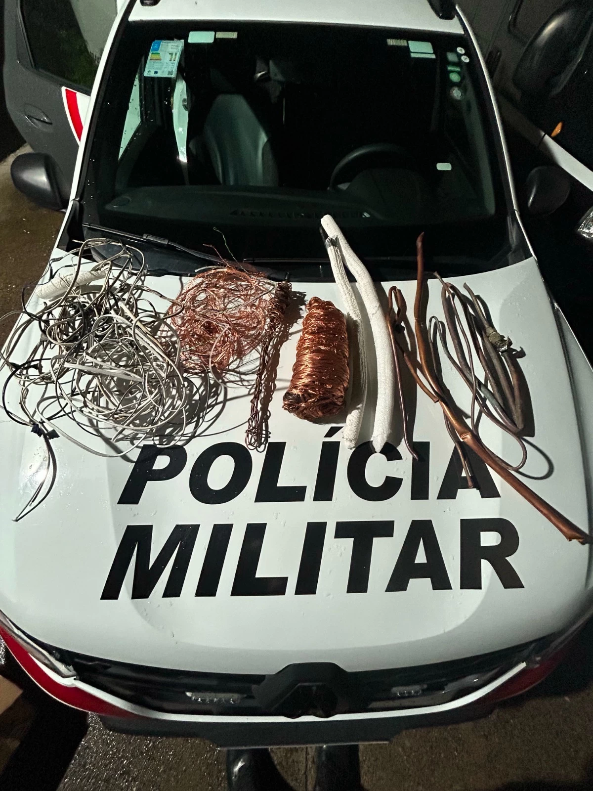 Dupla é presa e confessa furto em loja no Centro de Iperó