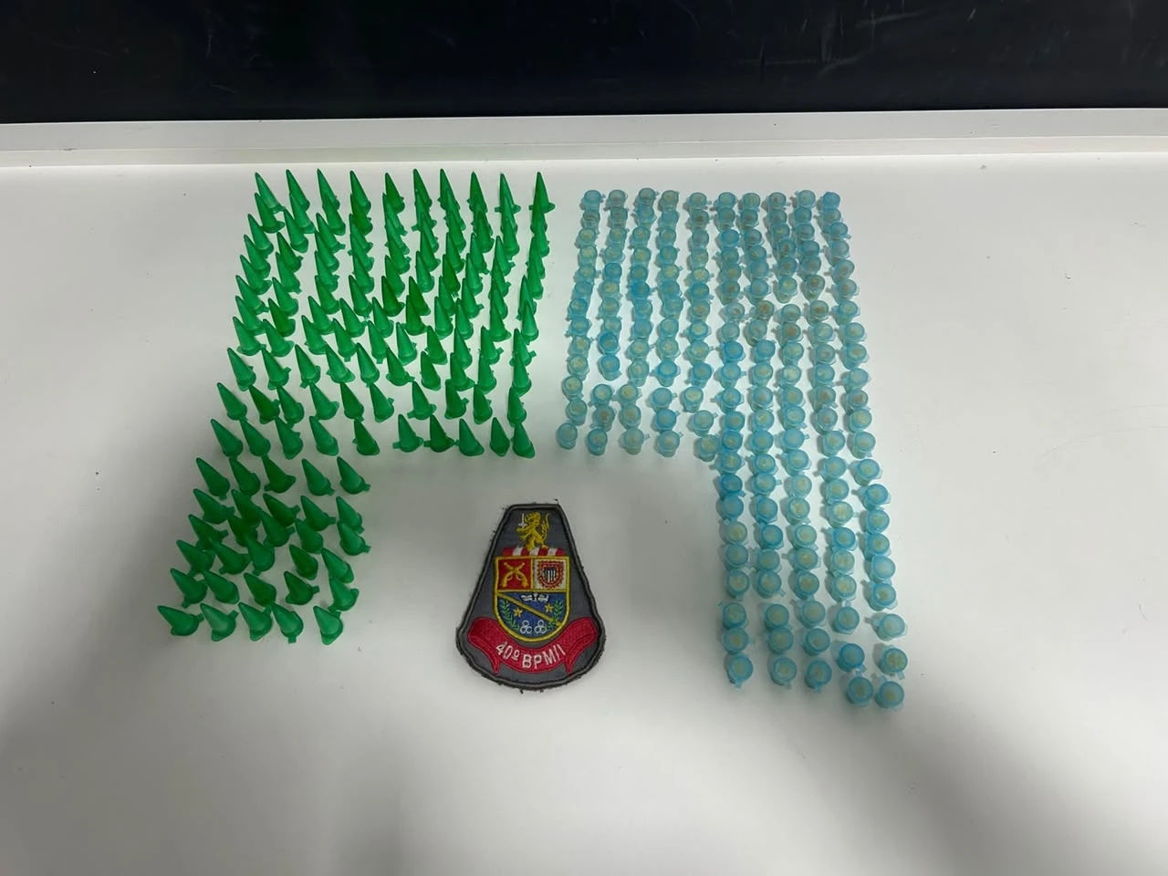 Homem é preso por tráfico após esconder mais de 300 porções de drogas em máquina de lavar