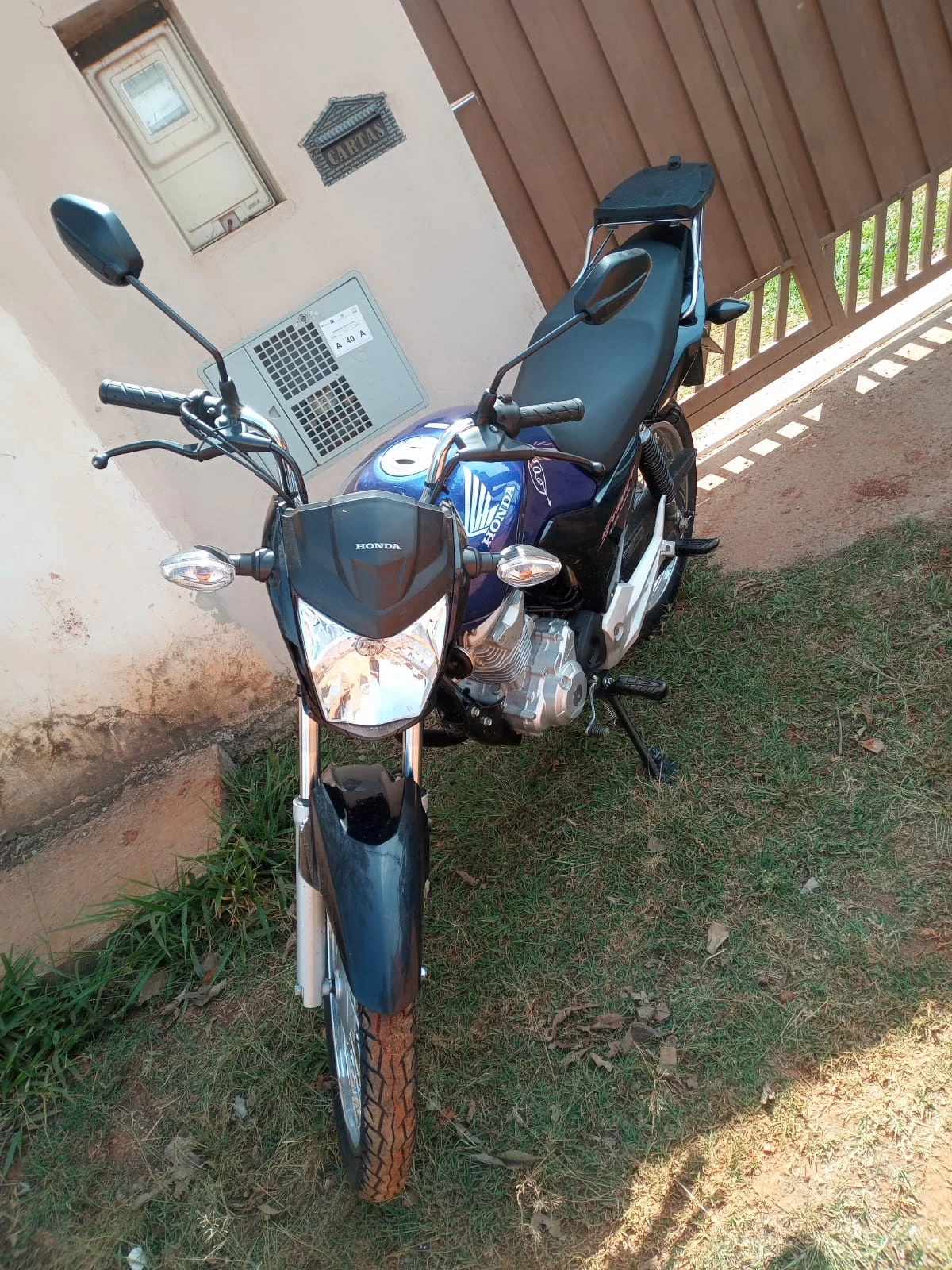 Polícia Militar recupera moto roubada em Sorocaba