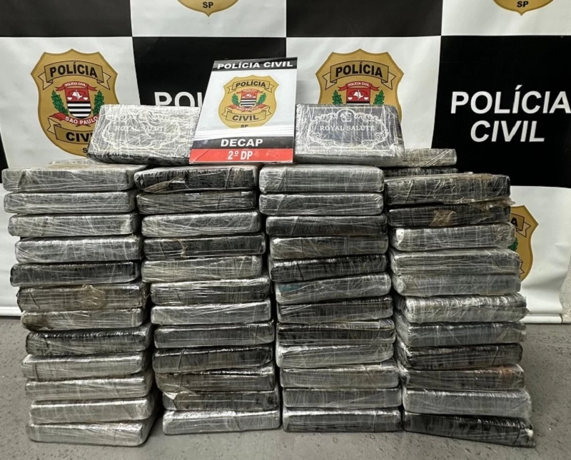 Polícia Civil prende 8 pessoas e apreende 100 quilos de cocaína durante operação na Cracolândia