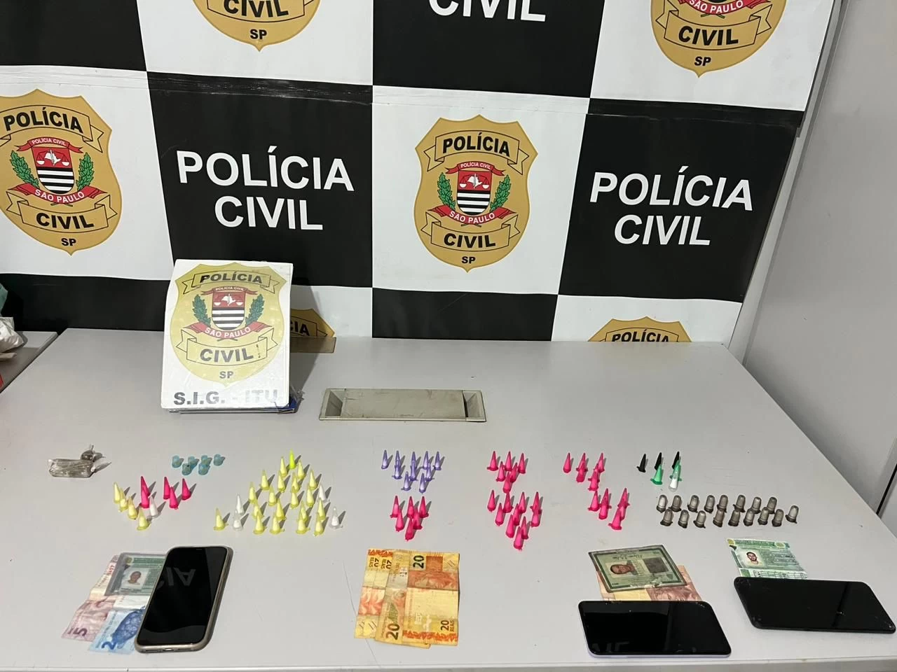 Polícia Civil prende três pessoas durante ações de combate ao tráfico de drogas