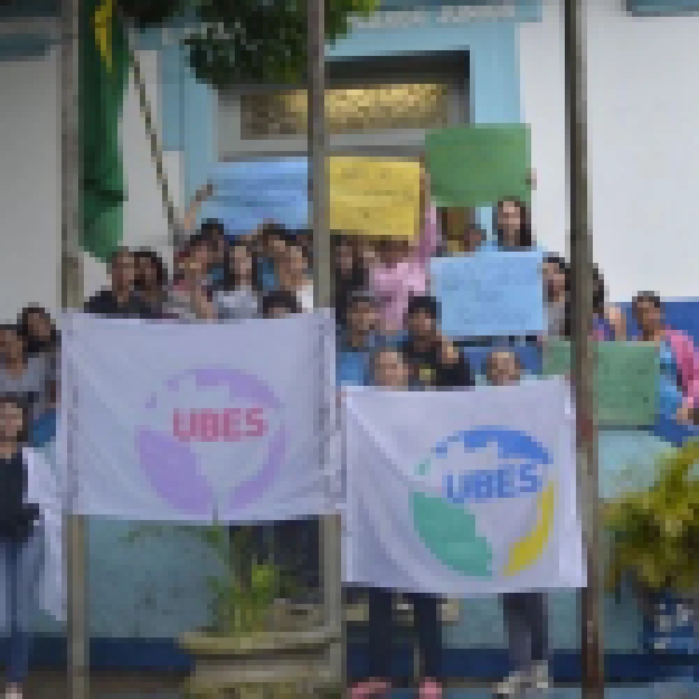 Alunos ocupam a Escola Estadual Gaspar Ricardo Junior contra a reorganização escolar