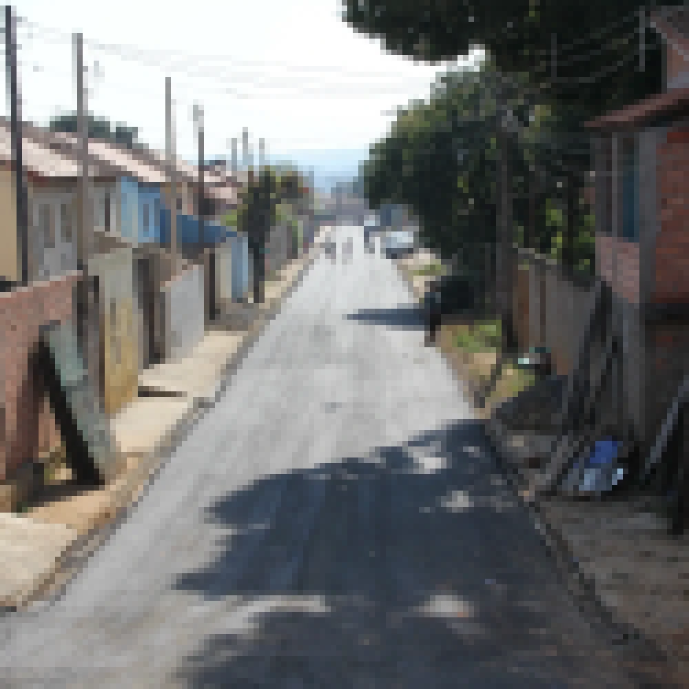 Pavimentação asfáltica da Rua dos Moreiras em Iperó é finalizada