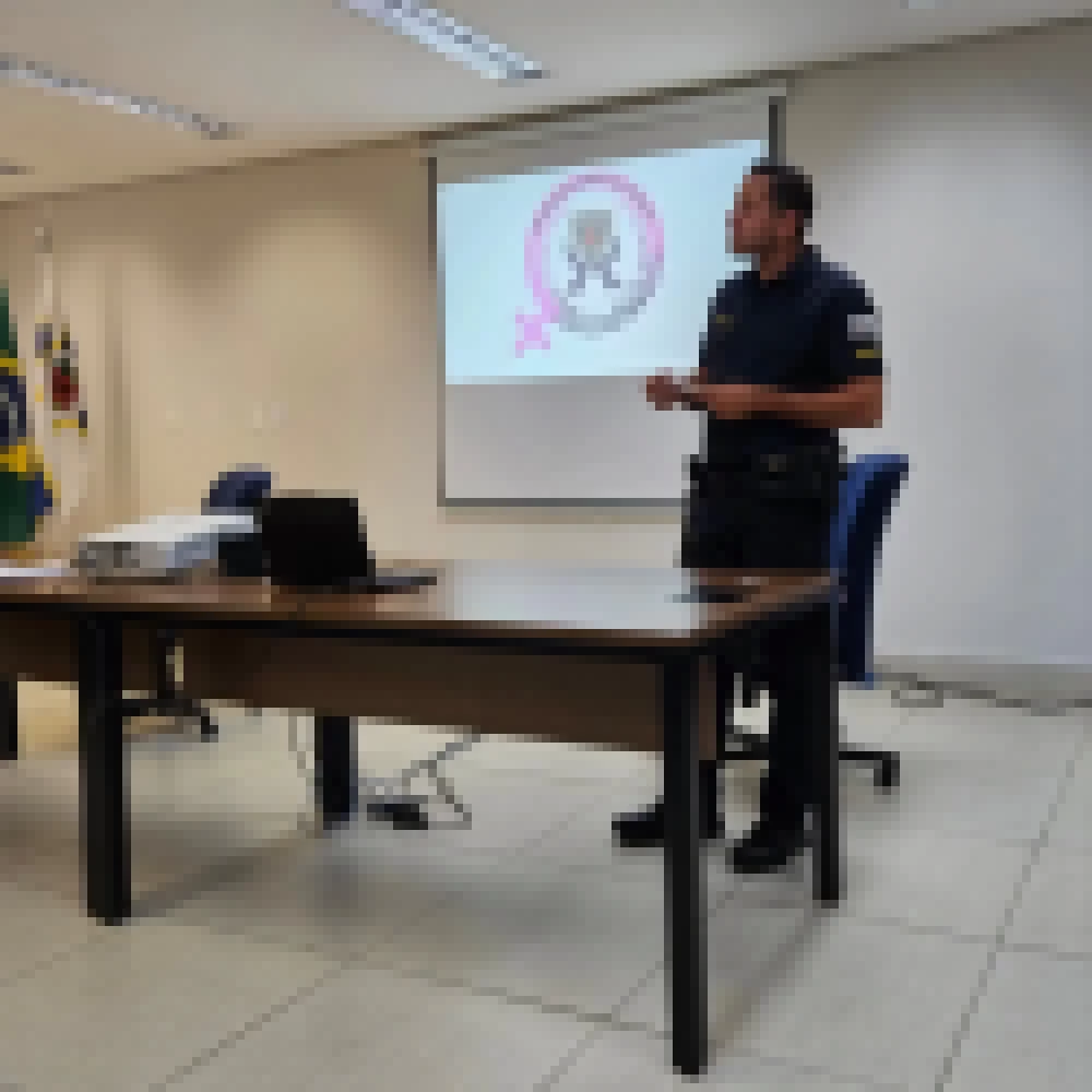 GCM de Iperó faz visita técnica à corporação de Itu para troca de experiências sobre Patrulha Maria da Penha