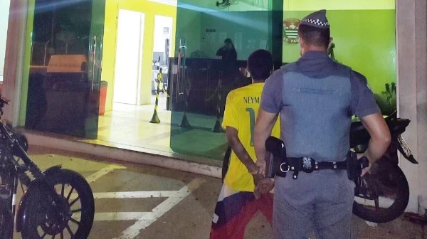 Polícia Militar prende suspeitos de tráfico de drogas em George Oetterer