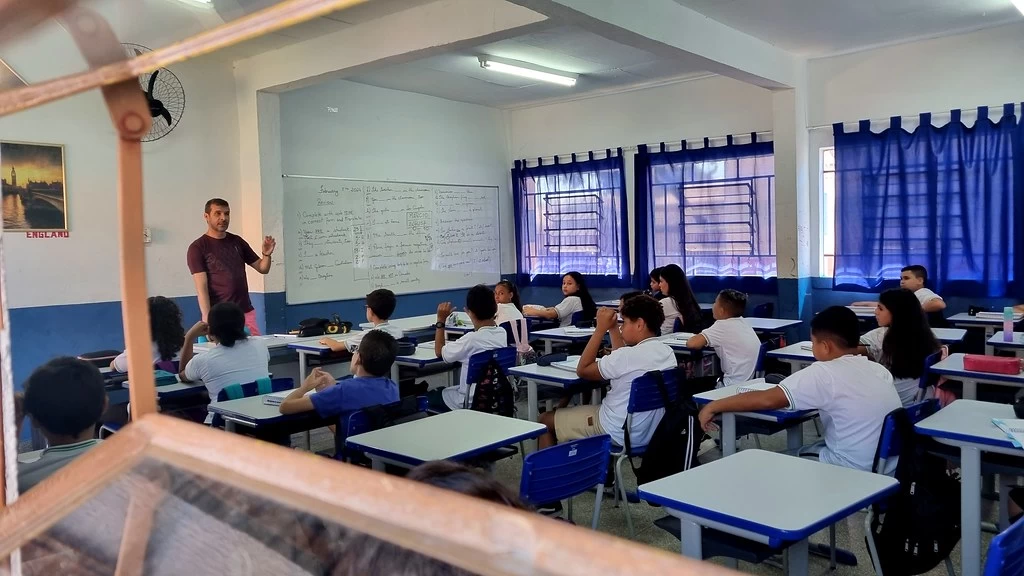 FIM DAS FÉRIAS! Alunos da rede municipal de Iperó voltam às salas de aula