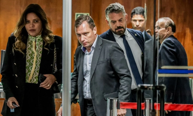 Trama golpista: defesa de Mauro Cid pede ao STF extinção da pena