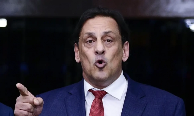 Ex-advogado de Bolsonaro é condenado por injúria racial