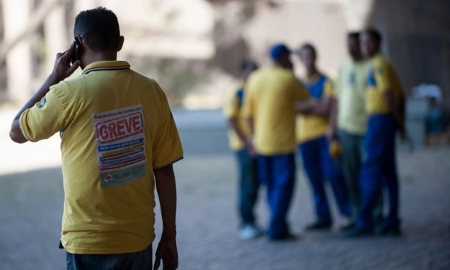 Trabalhadores dos Correios estão em greve por tempo indeterminado