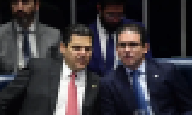 Tarifaço: Congresso pede diálogo nos campos comercial e diplomático