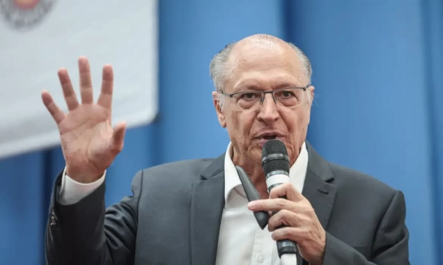 Alckmin anuncia regulamentação de salvaguardas em acordos comerciais