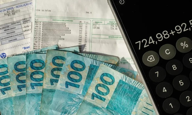Arrecadação federal ultrapassa R$ 2 trilhões em oito meses