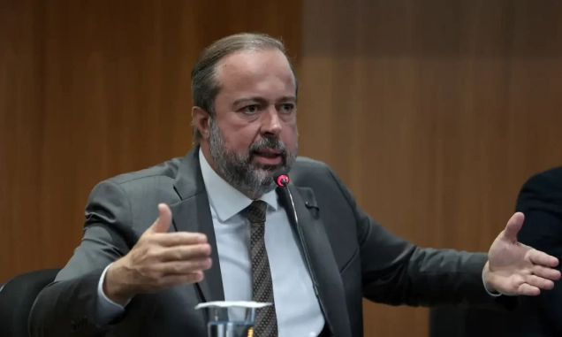 Governo endurece fiscalização contra reajuste indevido de combustíveis