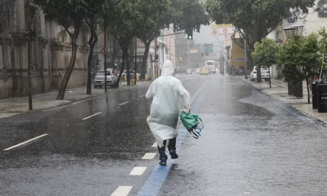 Sul, Sudeste e Centro-Oeste podem ter final de semana de chuva intensa