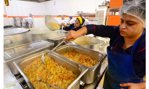 Bom Prato incentiva alimentação saudável e aproveitamento integral dos alimentos