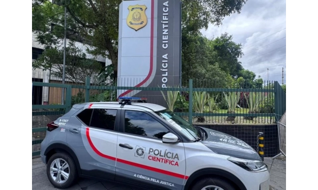 Governo de SP entrega 56 novas viaturas à Polícia Científica