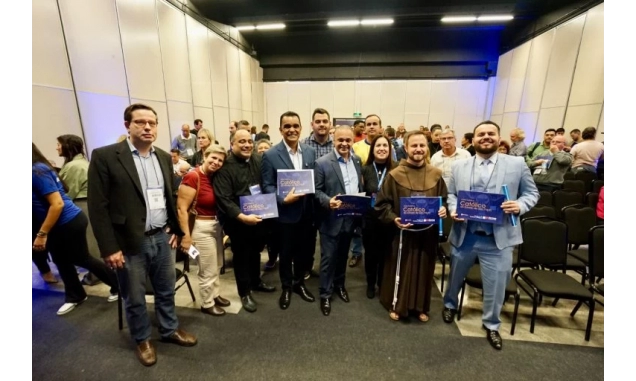 SP lança 2ª edição do Guia Turístico Católico na ExpoCatólica