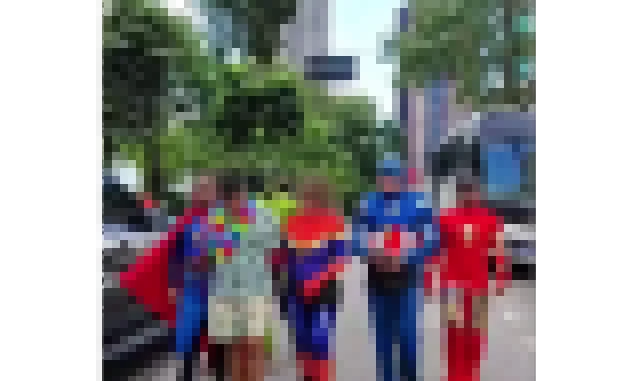 ‘Vingadores’ prendem suspeitos acusados de roubar celulares em bloco de pós-carnaval em SP