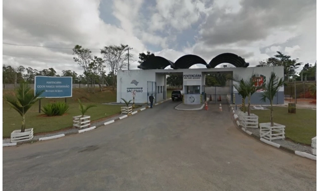 Um morre e três ficam feridos após detentos atearam fogo na própria cela