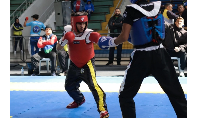 Atletas de Iperó são destaque em Campeonato Brasileiro de Kickboxing, realizado na cidade de Curitiba (PR)