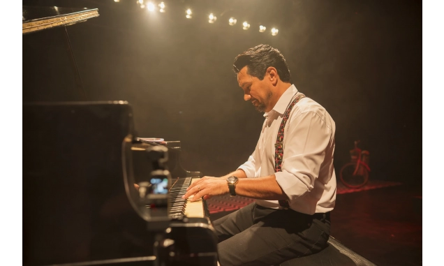 "Um Piano e Muitas Histórias": Após trajetória na TV brasileira, Hamilton de Oliveira celebra 33 anos de carreira com a 5ª edição de gala em Sorocaba