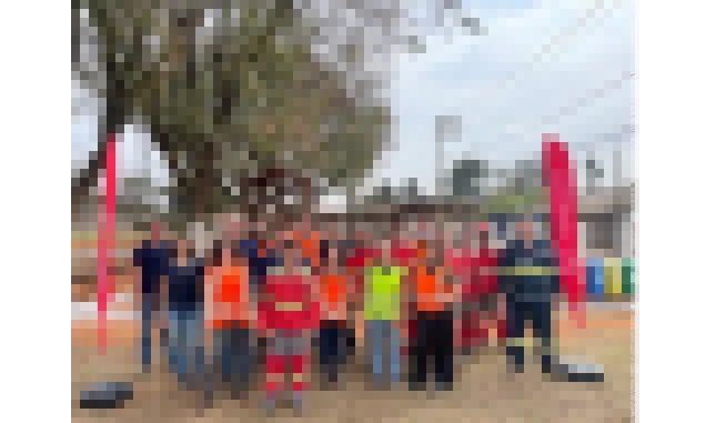 Ação voluntária revitaliza parque comunitário no bairro George Oetterer