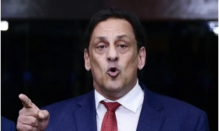 Ex-advogado de Bolsonaro é condenado por injúria racial