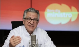 “Estamos vencendo essa batalha”, diz Padilha sobre vacinação