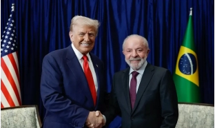 Lula se reúne com Trump na Malásia e discute relações entre Brasil-EUA