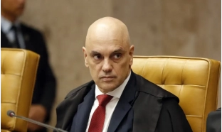 Moraes autoriza visitas de filhos e enteada a Bolsonaro