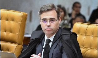 Mendonça que levar ao plenário conversas atribuídas a Vorcaro e Moraes