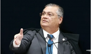 STF torna ré mulher que ofendeu ministro em voo comercial