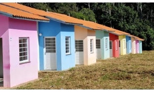 Prefeitura de Iperó realiza entrega de unidades habitacionais e escrituras