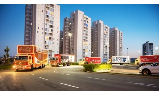 Caravana de Natal Coca-Cola ilumina 19 cidades da região de Sorocaba a partir de 28 de novembro