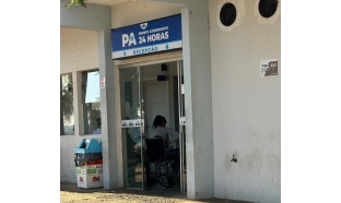 Médicos denunciam atraso e pagamento fracionado em Pronto Atendimento; Prefeitura afirma que não deve nada à empresa terceirizada