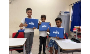 Prefeitura de Iperó realiza a entrega dos kits escolares para os cerca de 7 mil alunos da rede municipal no primeiro dia do ano letivo